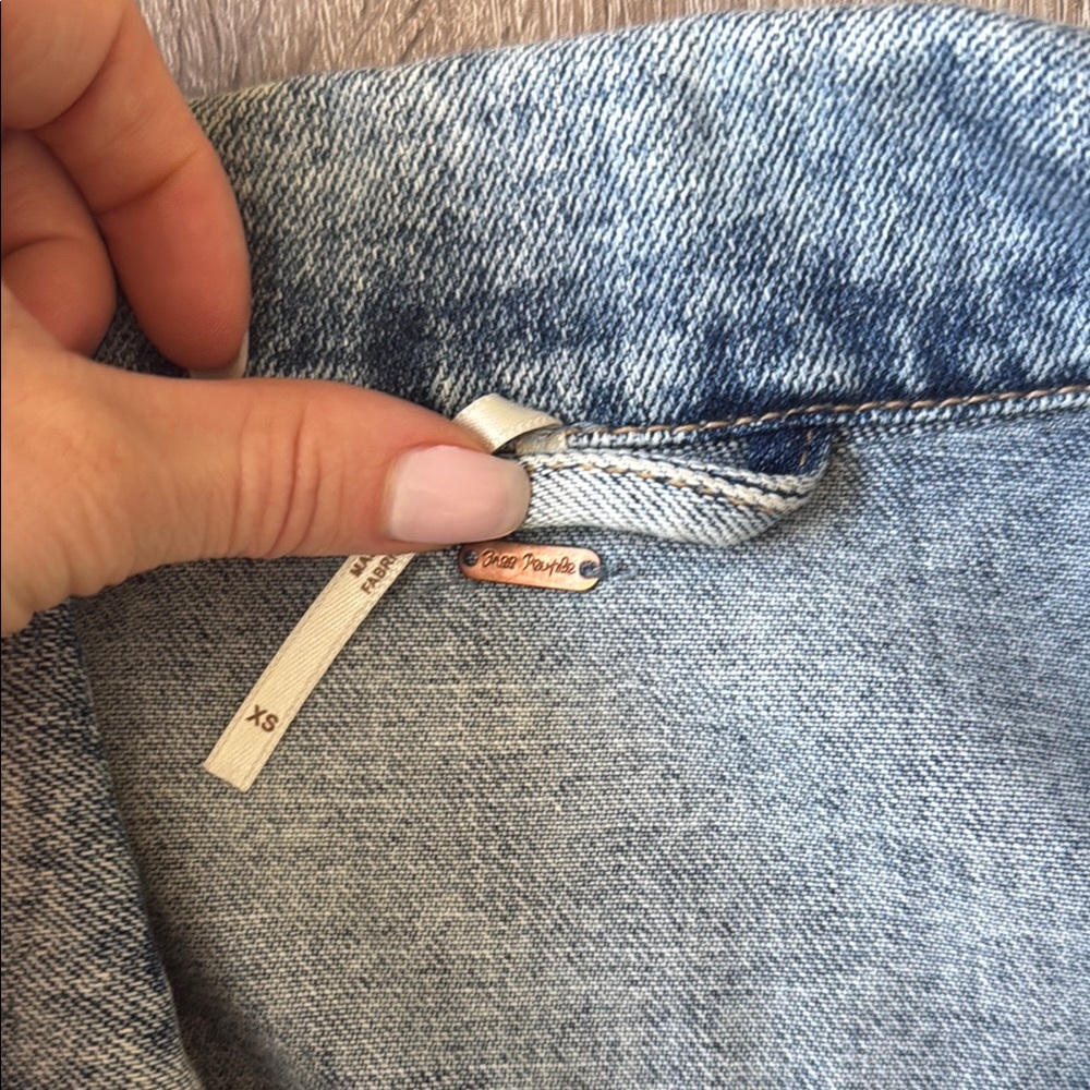Free People Cropped Denim Jacket XS - Picture 2 of 3